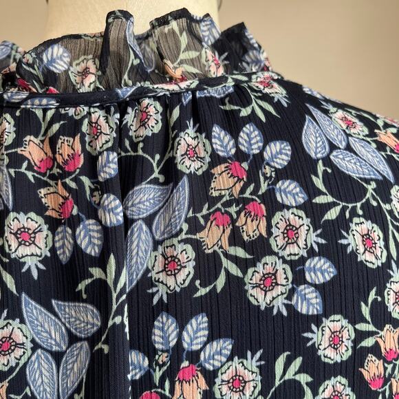 Loft Floral Blue Smocked Ruffle Tie Neck Blouse Size L Petite - Picture 7 of 9